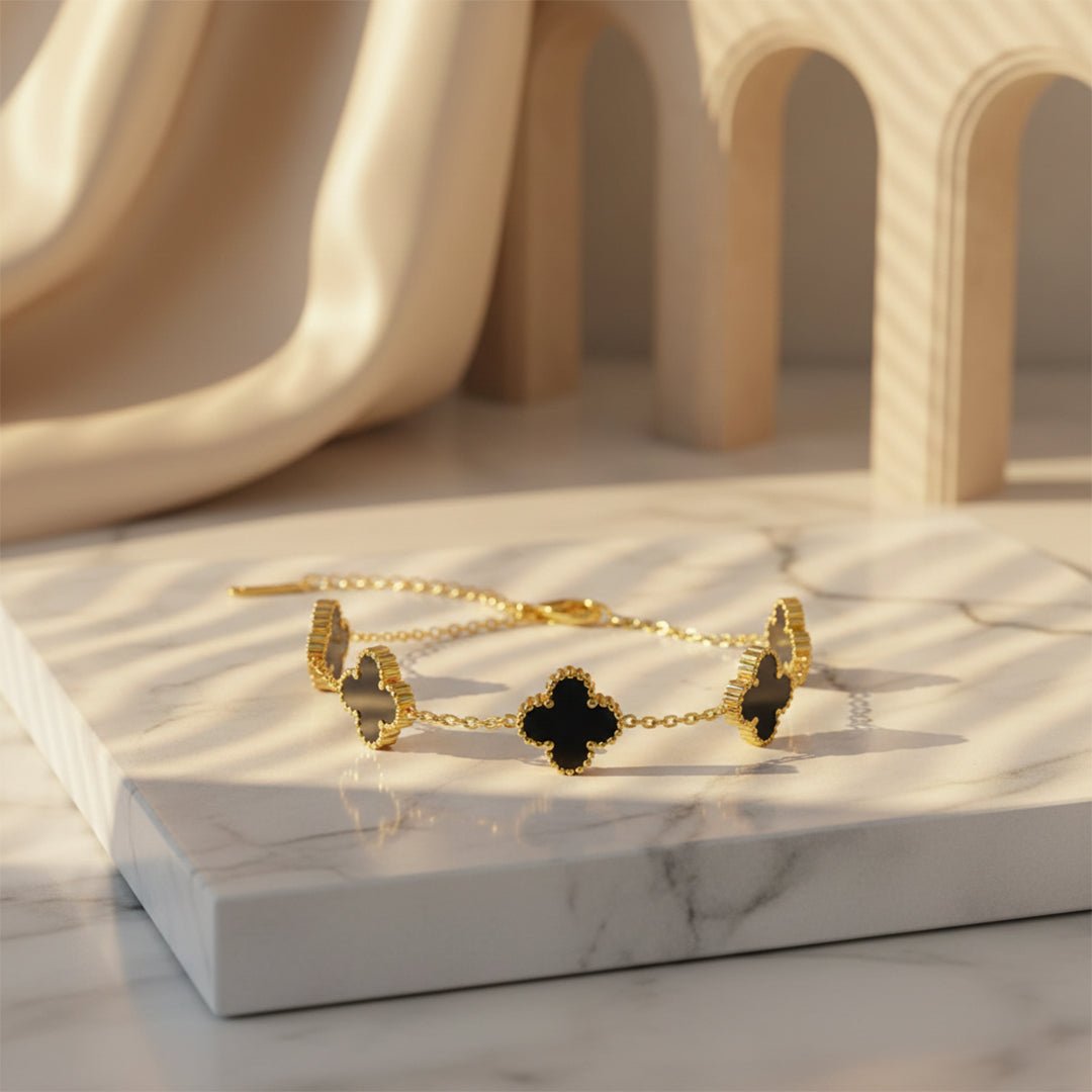 Black Clover Bracelet | Lucky Gold Chain - Iryzo