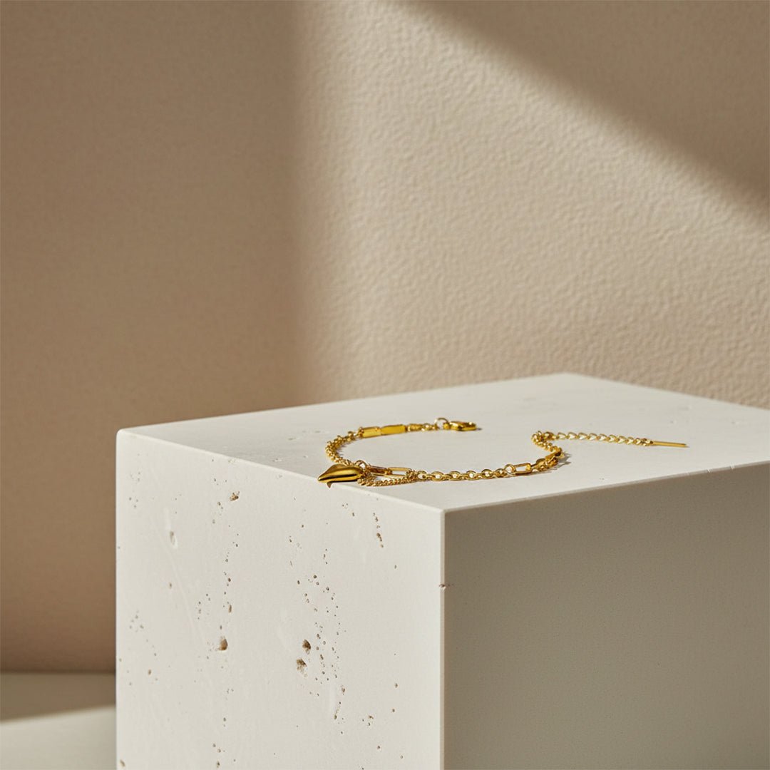 Gold Heart Chain Bracelet | Dainty Love Charm - Iryzo