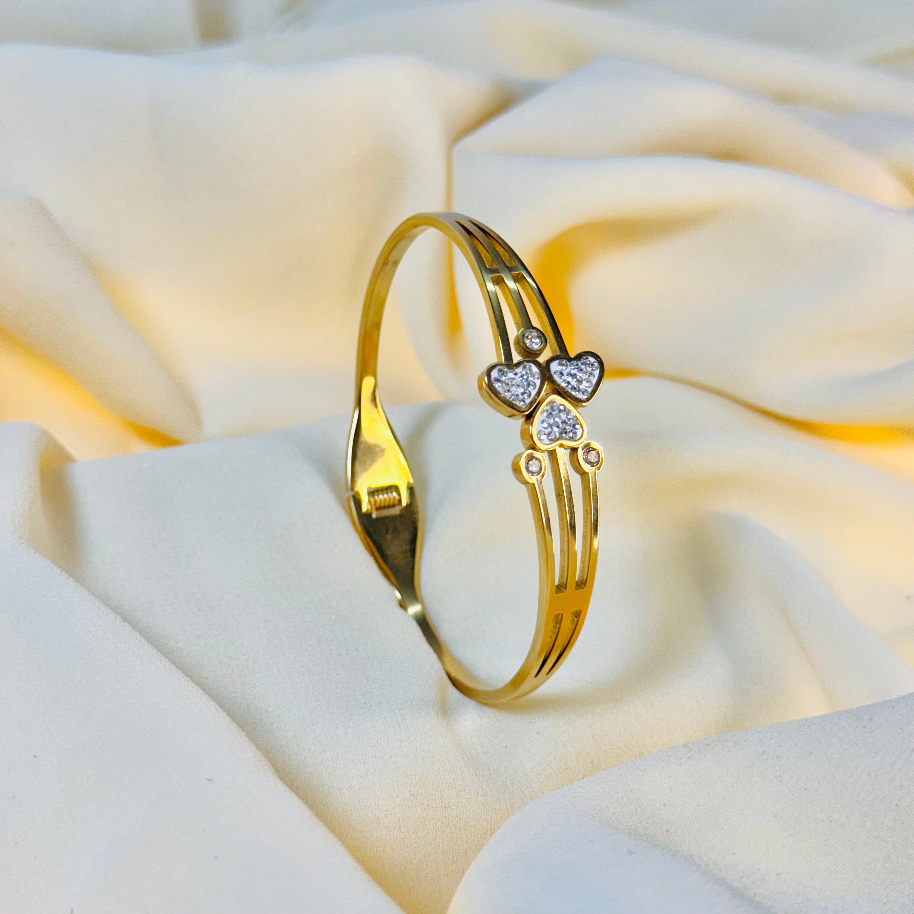 Stainless Steel heart shape diamond bracelet