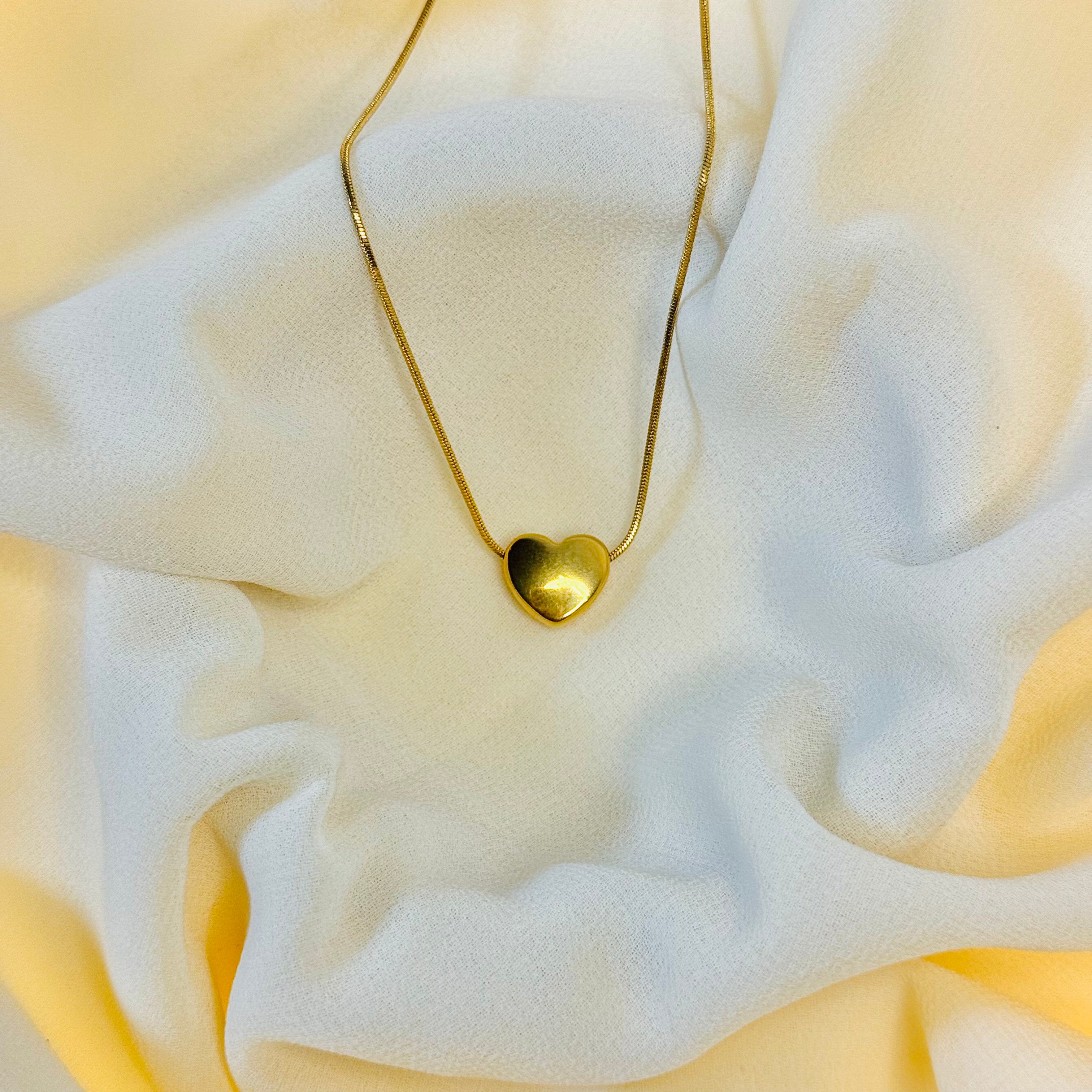 Delicate Heart Pendant Necklace