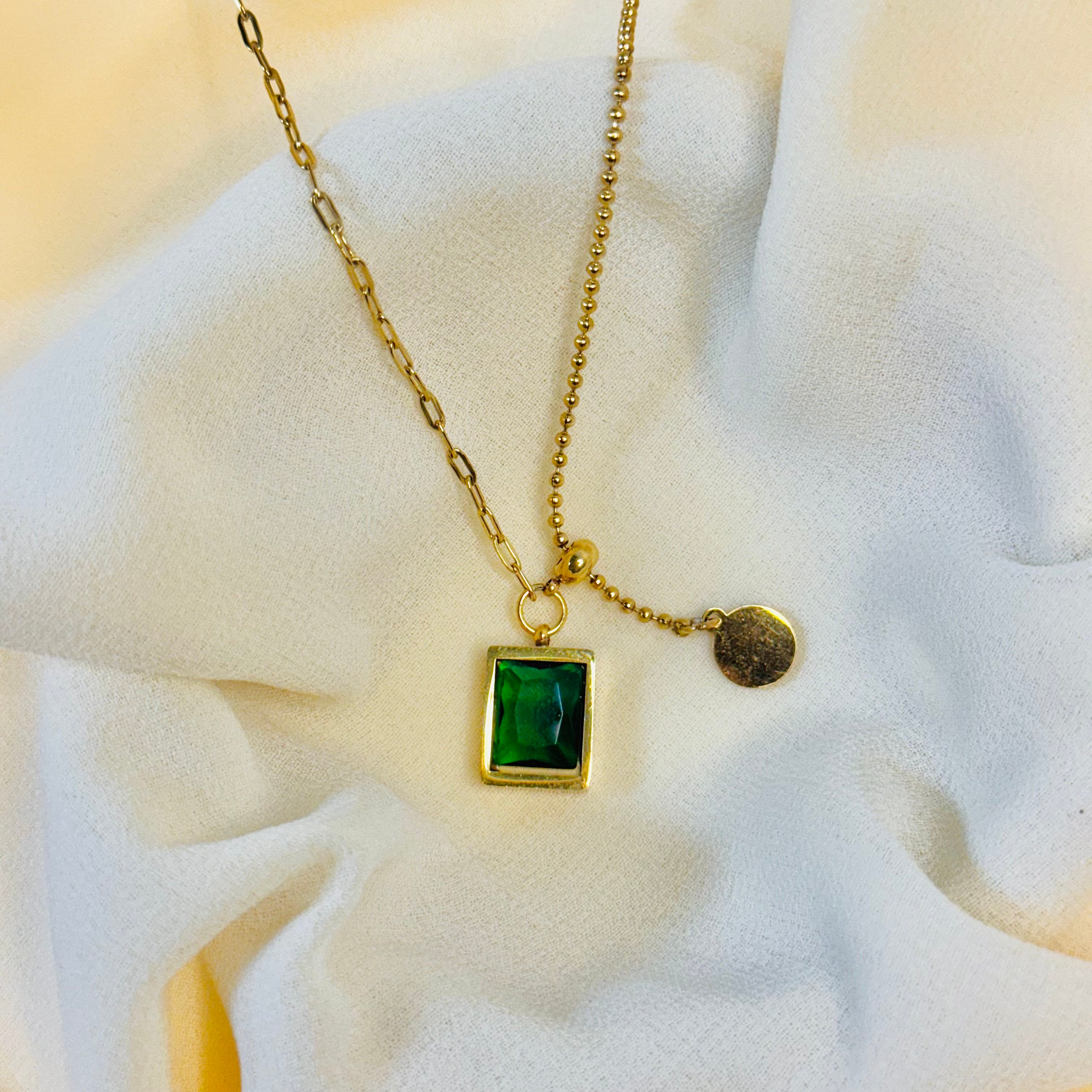 Elegant Golden Clover Necklace with Green Stone Inlay