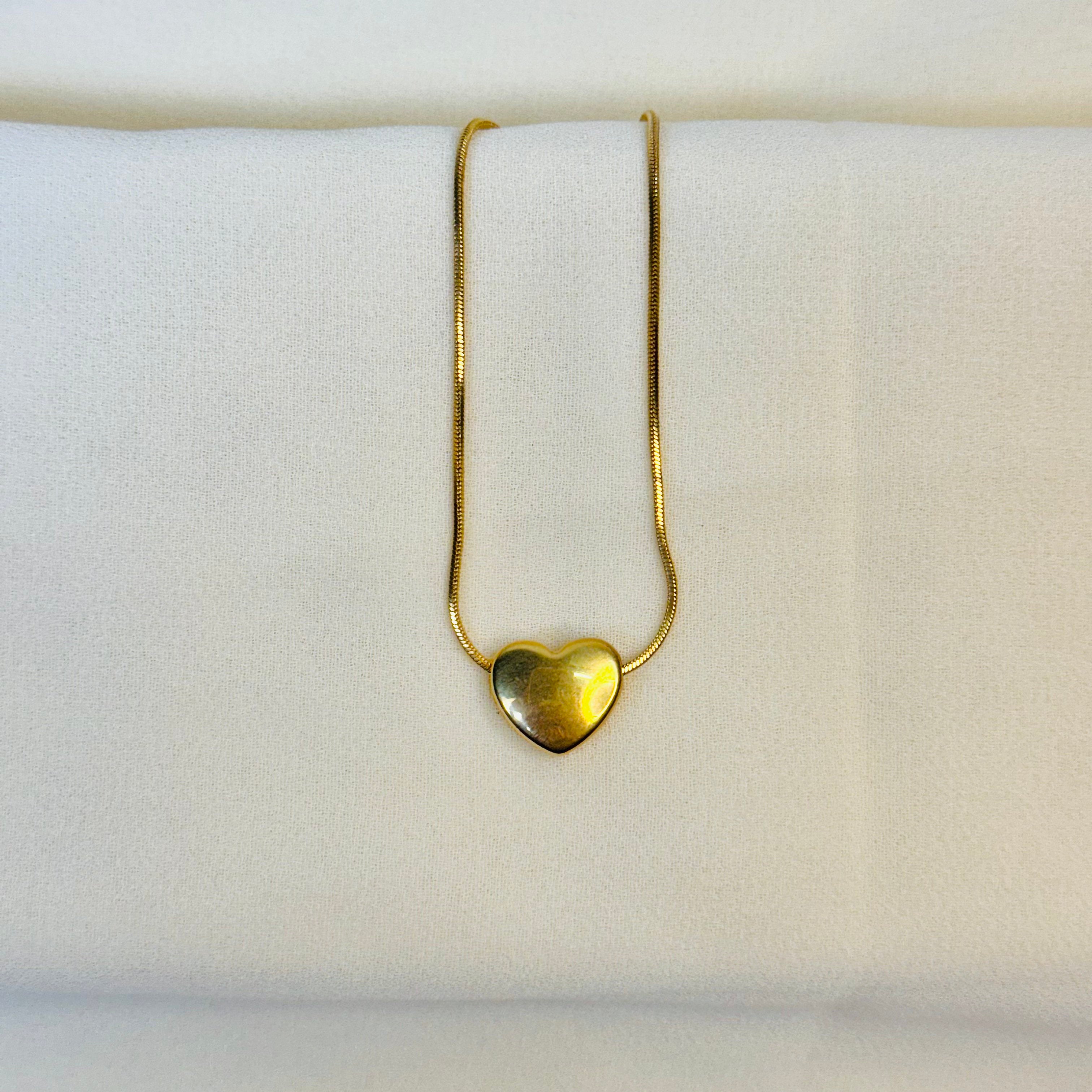 Delicate Heart Pendant Necklace