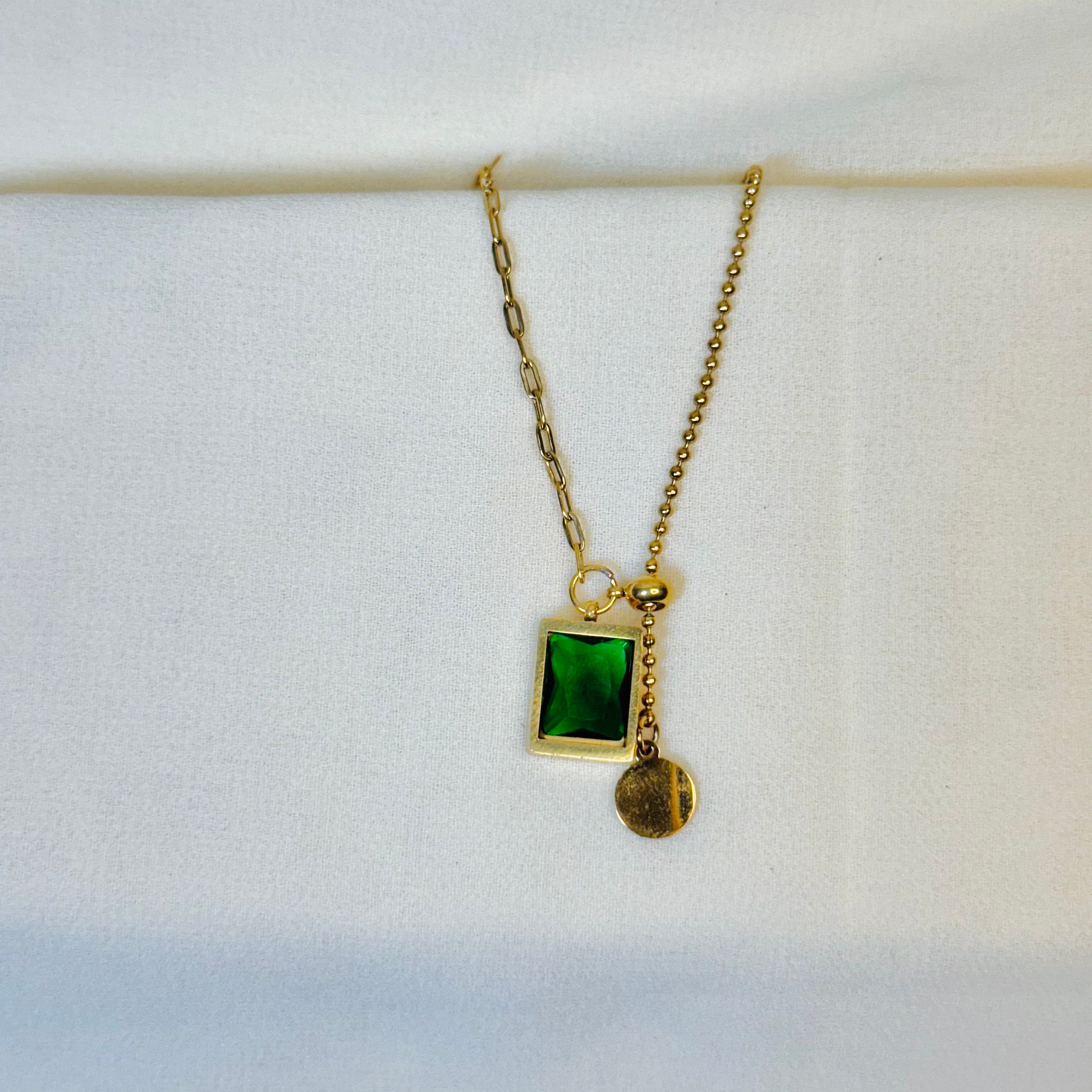 Elegant Golden Clover Necklace with Green Stone Inlay